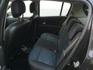 Renault Clio III Hatchback 5d 1.2 i 16V 75KM 2008 Renault Clio 1.2 Benzyna 75KM Klimatyzacja, zdjęcie 16