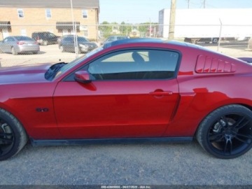 Ford Mustang V 2011 Ford Mustang Gt premium 5.0 Benzyna 412KM, zdjęcie 3