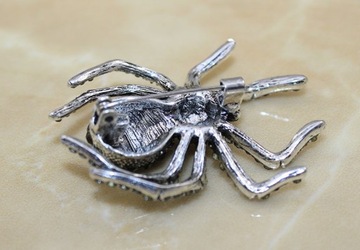-MARGUT- Duża broszka brosza pająk cyrkonie czarne i hematyt