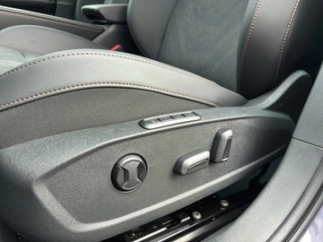 Cupra Formentor Crossover 1.5 TSI 150KM 2025 Cupra Formentor 1.5 eTSI mHEV 150 KM DSG, zdjęcie 17