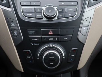 Hyundai Santa Fe III SUV 2.2 CRDi 197KM 2015 Hyundai Santa Fe 2.2 CRDi, Salon Polska, zdjęcie 16