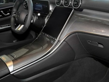 Mercedes GLC C254/X254 2025 GLC Coupe 200 d 4-Matic AMG Line 2.0 (163KM) 2025, zdjęcie 10