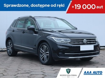 Volkswagen Tiguan II SUV Facelifting 2.0 TSI 190KM 2022 VW Tiguan 2.0 TSI, Salon Polska, 1. Właściciel