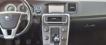 Volvo V60 I Kombi 1.6 T3 150KM 2012 Volvo V60 Volvo V60 T3 Kinetic 1.6 Benzyna 150KM, zdjęcie 13