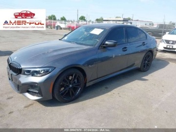 BMW Seria 3 G20-G21 2022 BMW Seria 3 2022r, 330E, Hybrid, 2.0L 2.0 Hybryda 288KM