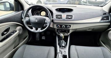 Renault Megane III Grandtour 1.6 16v 100KM 2010 Renault Megane 1.6 16V benzyna NISKI PRZEBIEG klimatyzacja super OKAZJA, zdjęcie 36
