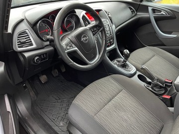 Opel Astra J Sports Tourer 1.4 Twinport ECOTEC 100KM 2012 astra j lift 1.4 101 km serwis po opłatach nowy rozrząd oleje filtry, zdjęcie 10