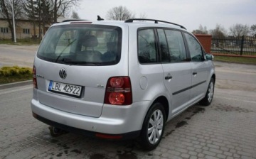 Volkswagen Touran I 1.9 TDI 105KM 2007 Volkswagen Touran 1.9TDI 2007r Lift Klimatronik Hak 1.9 Diesel 105KM, zdjęcie 5