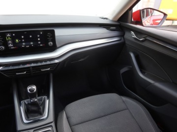 Skoda Octavia IV Scout 1.5 TSI ACT 150KM 2021 Skoda Octavia 1.5 TSI, Salon Polska, zdjęcie 7