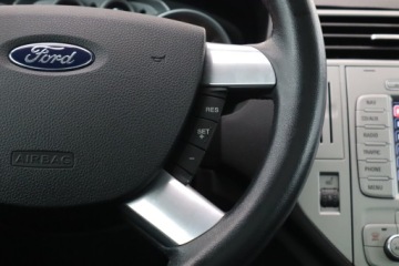 Ford Kuga I 2.0 Duratorq TDCi 140KM 2012 Ford Kuga 2.0 TDCi, 4X4, Skóra, Navi, Xenon, zdjęcie 17