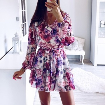 ЛЕГКОЕ ПЛАТЬЕ С ЦВЕТАМИ С ЦВЕТАМИ, 38 М