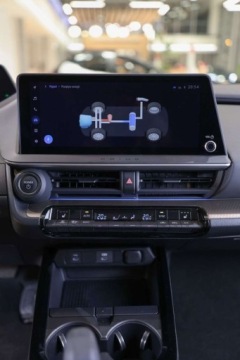 Toyota Prius V (XW60) 2.0  Hybrid Dynamic Force Plug-in 223KM 2023 Toyota Prius Plug-in Hybrid 2.0 Hybryda Plug-in 223KM, zdjęcie 2