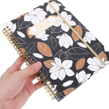 Академический планировщик блокнот для путешествий на 2024 год