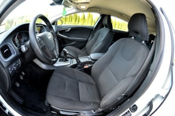 Volvo V40 II Hatchback 1.6 D2 115KM 2013 Volvo V40 1,6Hdi 115KM Digital Kamera Navi, zdjęcie 6