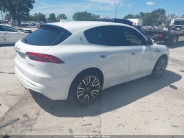 Maserati 2024 Maserati Grecale 2024r., 4x4, 2.0L 2.0 Benzyna 296KM, zdjęcie 3