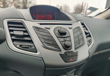 Ford Fiesta VII Hatchback 5d 1.25 Duratec 60KM 2009 Ford Fiesta 2009 1.25 60KM Manual Benzyna Trend Edition 2kpl opon 1.2 60KM, zdjęcie 11