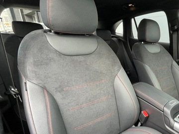 Mercedes GLA II Off-roader Facelifting 1.3 200 163KM 2025 MERCEDES-BENZ GLA 200 AMG Line Suv 1.3 (163KM) 2025, zdjęcie 3