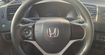 Honda Civic IX Hatchback 5d 1.8 i-VTEC 142KM 2015 Honda Civic Niski przebieg - Polski salon 1.8 Benzyna 142KM, zdjęcie 6