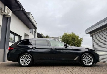BMW Seria 5 G30-G31 Touring Facelifting 2.0 520d 190KM 2021 BMW Seria 5 520d Luxury Line KAMERA AMBIENTE serwisowany Bezwypadkowy, zdjęcie 5