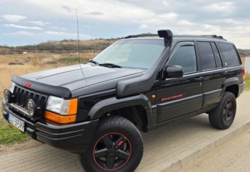 Jeep Grand Cherokee I 5.2 i V8 Limited 215KM 1996