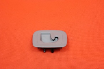 MERCEDES W204 LIFT UCHWYT PODSUFITKI PRAWY