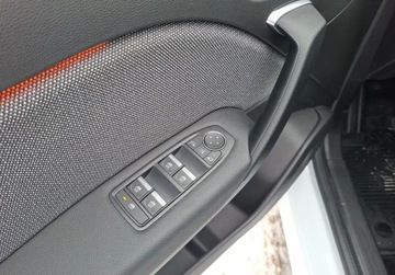 Renault Captur II Crossover Facelifting 1.0 TCe 90KM 2025 Renault Captur Jak Nowy, Niski Przebieg, Bogate wyposazenie, Gwarancja, Sa, zdjęcie 9