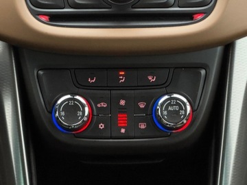 Opel Zafira C Tourer 1.4 Turbo ECOTEC 140KM 2012 Opel Zafira 1.4 Benz Bezwypadkowy Ladne alufelgi 1.4 Benzyna 140KM, zdjęcie 19