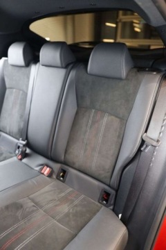 Toyota C-HR I Crossover Facelifting 1.8 Hybrid 122KM 2023 Toyota C-HR 1.8 Hybrid GPF GR Sport 1.8 Hybryda 122KM, zdjęcie 11