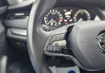 Skoda Octavia IV Kombi 2.0 TDI 150KM 2022 Skoda Octavia nowy Rozrzad i Hamulce - Czujniki - Kamera - Stan bdb - Fakt, zdjęcie 13