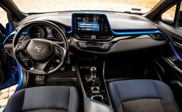 Toyota C-HR I Crossover 1.2L Turbo 116KM 2016 Toyota C-HR Toyota C-HR 1.2 T Dynamic 1.2 Benzyna 116KM, zdjęcie 17