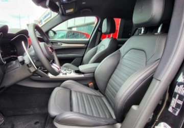 Alfa Romeo Stelvio SUV Facelifting 2023 2.0 GME Turbo 280KM 2025 Alfa Romeo Stelvio Alfa Romeo Stelvio 2.0 Q4 Veloce 2.0 Benzyna 280KM, zdjęcie 10