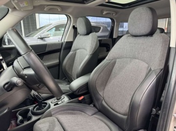 Mini Countryman F60 Crossover Facelifting 1.5  136KM 2023 MINI Countryman Cooper Classic Panorama CarPlayAndroid Kamera cofania, zdjęcie 8