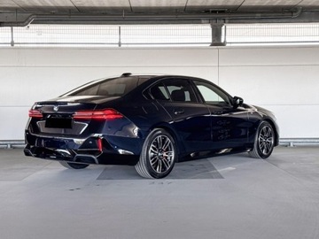 BMW Seria 5 G90-91 Touring 2.0 520d 197KM 2025 BMW Seria 5 520d xDrive Sport Sedan 2.0 (197KM) 2025, zdjęcie 4