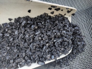 Czarny drobny otoczak ogrodowy Nero Ebano 24kg 4-8