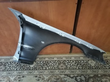 BLATNÍK LEVÝ PŘEDNÍ MERCEDES W203 744