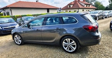 Opel Astra J Sports Tourer 1.4 Turbo ECOTEC 120KM 2011 Opel Astra BENZYNA NAWIGACJA sportowe fotele super okazja polecamy, zdjęcie 23