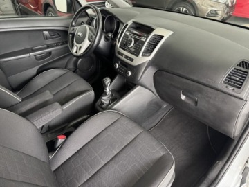 Kia Venga Mikrovan Facelifting 1.4 DOHC 90KM 2016 Kia Venga 1.4GDI 90KM UEFA Euro 2016 Alu Klima BDB Stan SSU 1.4 90KM, zdjęcie 15