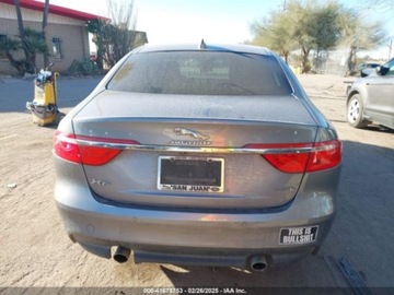 Jaguar XF II 2020 Jaguar XF 25T Prestige 2020 2.0l 2.0 Benzyna 247KM, zdjęcie 4