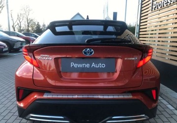 Toyota C-HR I Crossover Facelifting 2.0 Hybrid Dynamic Force 184KM 2019 Toyota C-HR Toyota C-HR 2.0 Hybrid Premiere Edition 2.0 Hybryda 184KM, zdjęcie 8