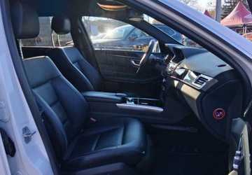 Mercedes Klasa E W212 Kombi Facelifting 300  252KM 2014 Mercedes-Benz Klasa E Mercedes E350 BlueTEC 7G-TRONIC Avantgarde Karlik P, zdjęcie 17