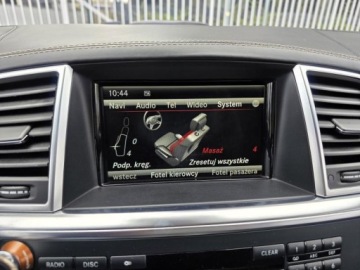 Mercedes Klasa M W166 Off-roader AMG 63 AMG 4MATIC 525KM 2014 MERCEDES ML 63 AMG 4MATIC, V8 5.5l benzyna 525KM * Zadbany * 155,312km, zdjęcie 14