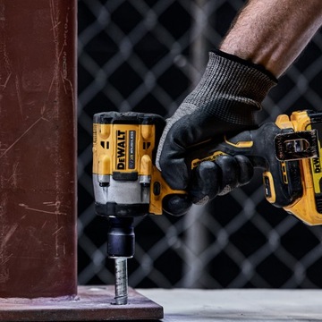 Ударный гайковерт 2x1,7 Ач Powerstack DeWALT DCF921E2T