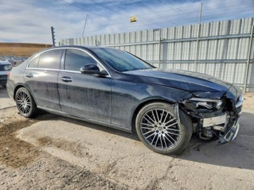 Mercedes Klasa C W206 2022 Mercedes-Benz Klasa C 300 4Matic 2022 2.0 Benzyna 255KM, zdjęcie 4