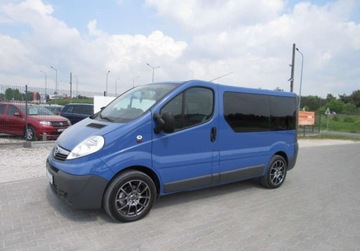 Opel Vivaro A Combi L1 2.0 CDTI 115KM 2012 Opel Vivaro Opel Vivaro, zdjęcie 2