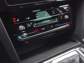 Volkswagen Passat 2021 Volkswagen Passat Variant Faktura VAT Hak Navi Grzane fotele 2.0 Diesel, zdjęcie 18