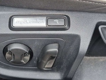 Volkswagen Arteon Fastback Facelifting 2.0 TDI 200KM 2021 Volkswagen Arteon Harmankardon Faktura VAT Panorama SKory hak Masaze, zdjęcie 15