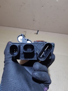 AUDI A4 B8 A5 8T РЕГУЛЯТОР ПЕРЕДАЧ 8K0909144B