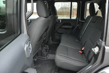 Jeep Wrangler IV Sport 4d Seria 5  2.0 GME Turbo  272KM 2019 Jeep Wrangler UNLIMITED Sahara 2.0 272KM 2019r, zdjęcie 13