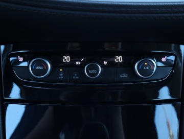 Opel 2020 Opel Grandland 1.2 Turbo, Salon Polska, zdjęcie 18