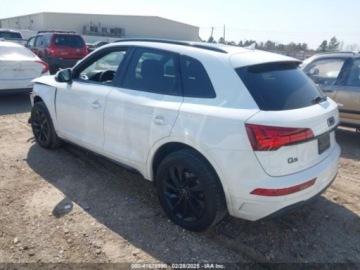 Audi Q5 II 2021 Audi Q5 2021 Audi Q5 Premium 45 TFSI quattro 2.0 Benzyna 261KM, zdjęcie 2